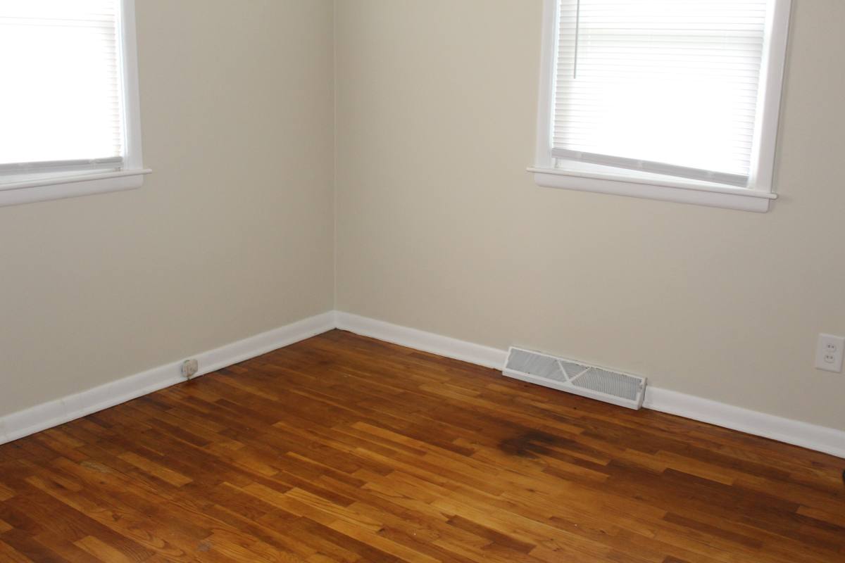 House for rent at 1332 Sutherland Ave, Kalamazoo, MI 49006