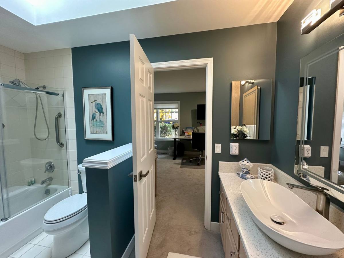 House for rent at 9048 Gleneagle Dr, Blaine, WA 98230