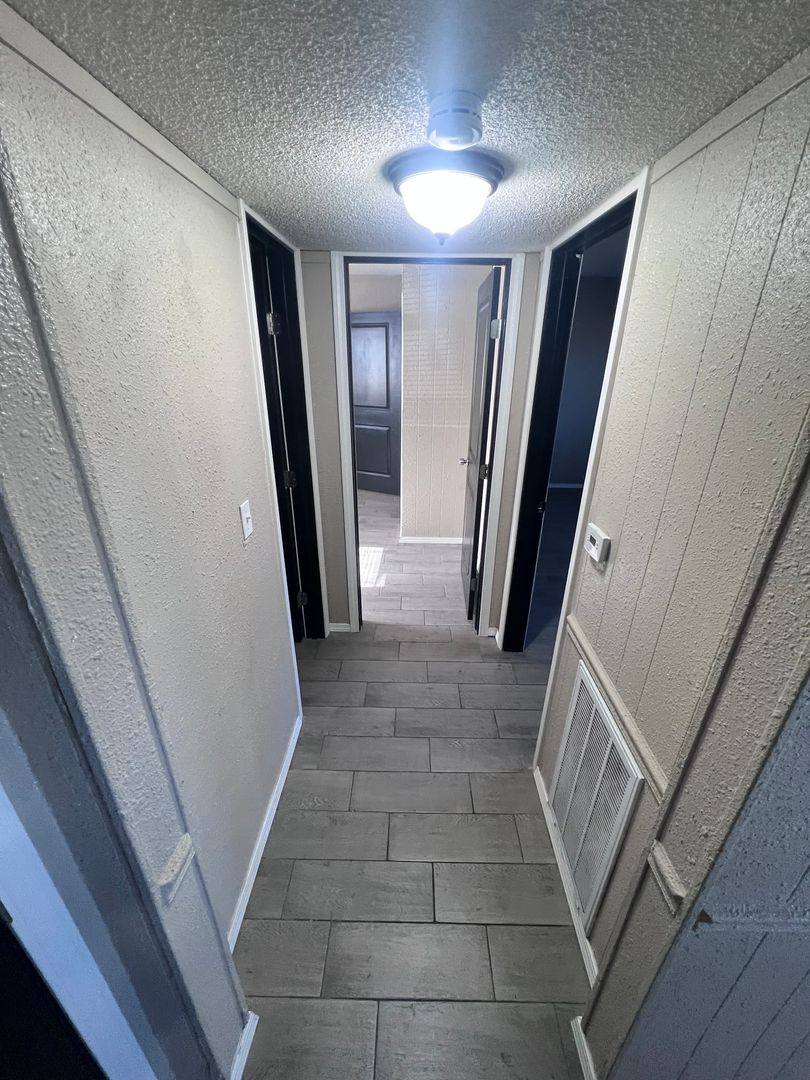 Apartment for rent at 528 E Washignton, Pittsburg, KS 66762