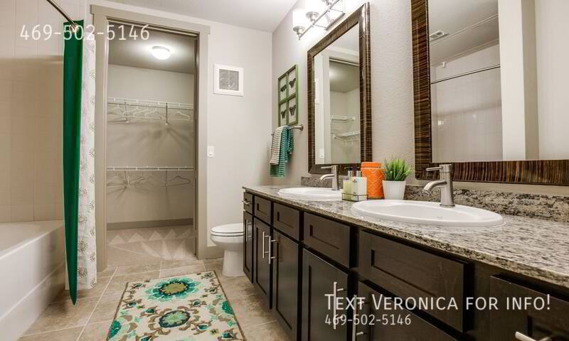 Apartment for rent at 900 Matisse Dr, Fort Worth, TX 76107