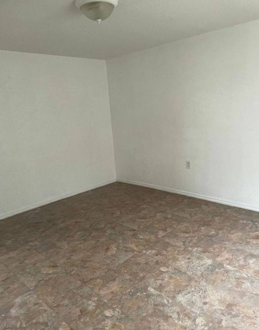 House for rent at 35229 Orange Grove Lane, Leesburg, FL 34788