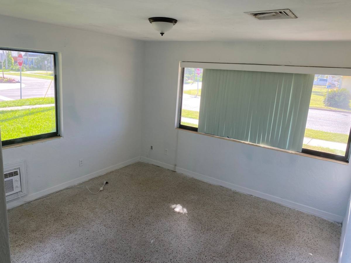 House for rent at 501 University Blvd, Daytona Beach, FL 32118