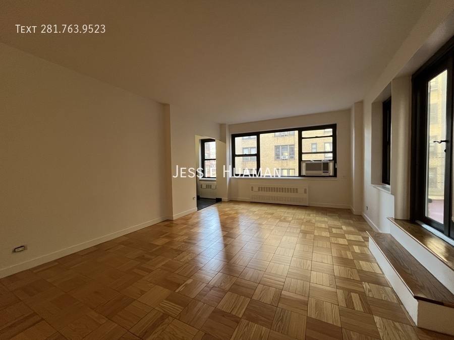 Condo for rent at 412 E 55th St #11, New York, NY 10022
