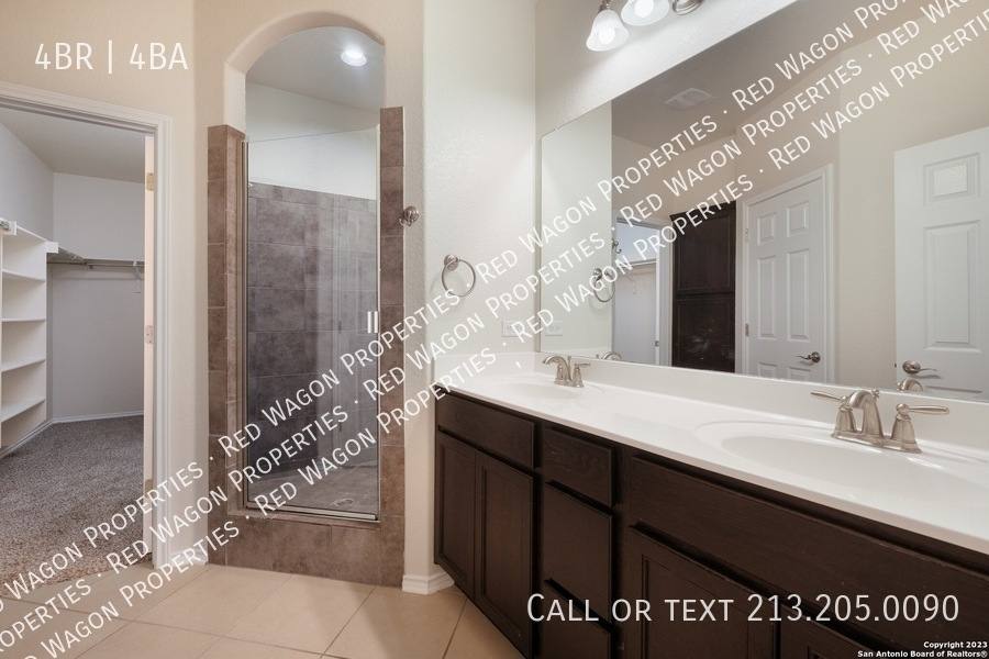 House for rent at 11723 Bricewood Heights, Helotes, TX 78023