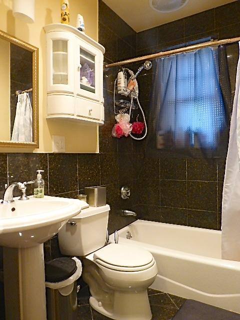 Apartment for rent at 174 Winthrop Rd #2, Brookline, MA 02445