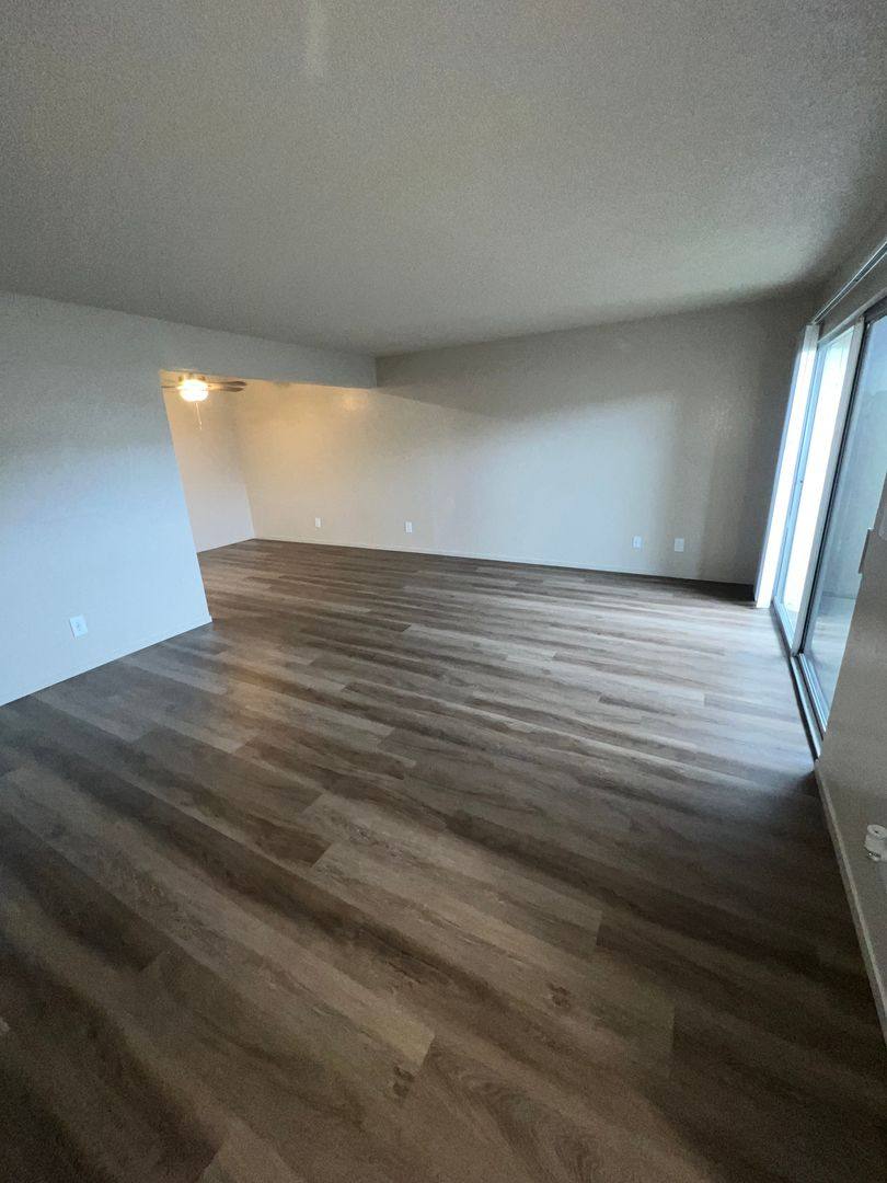 Apartment for rent at 265 E Hanford Armona Rd, Lemoore, CA 93245