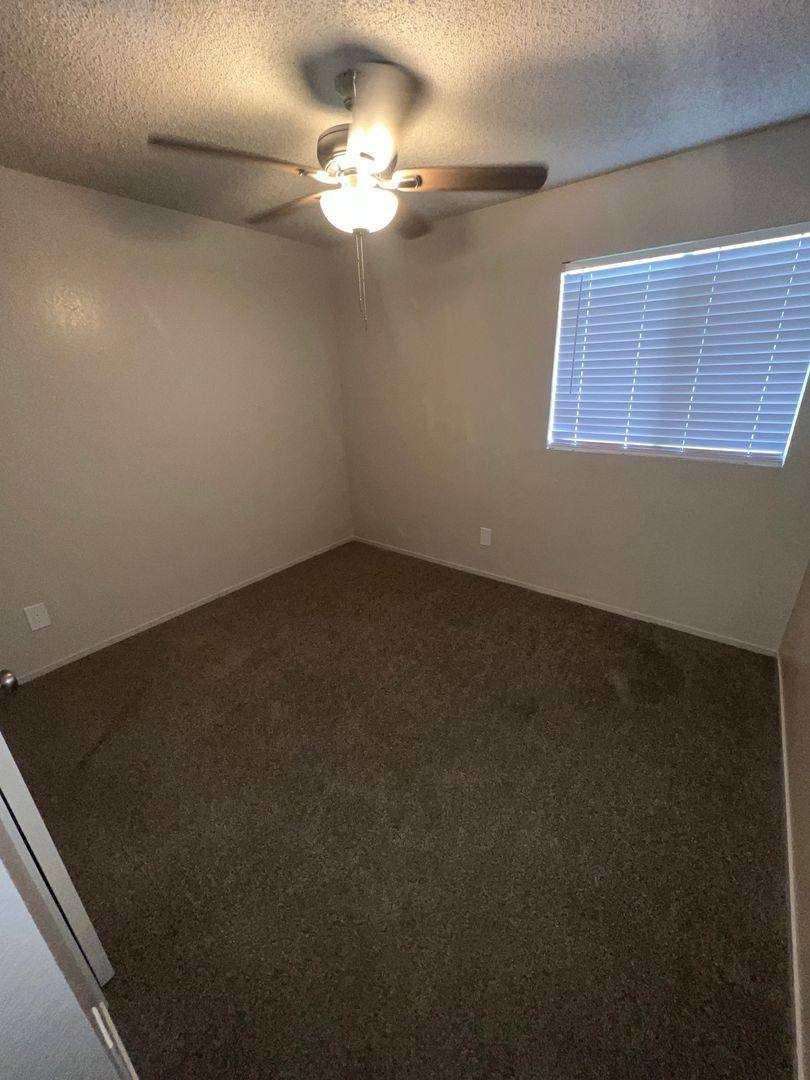 Apartment for rent at 265 E Hanford Armona Rd, Lemoore, CA 93245