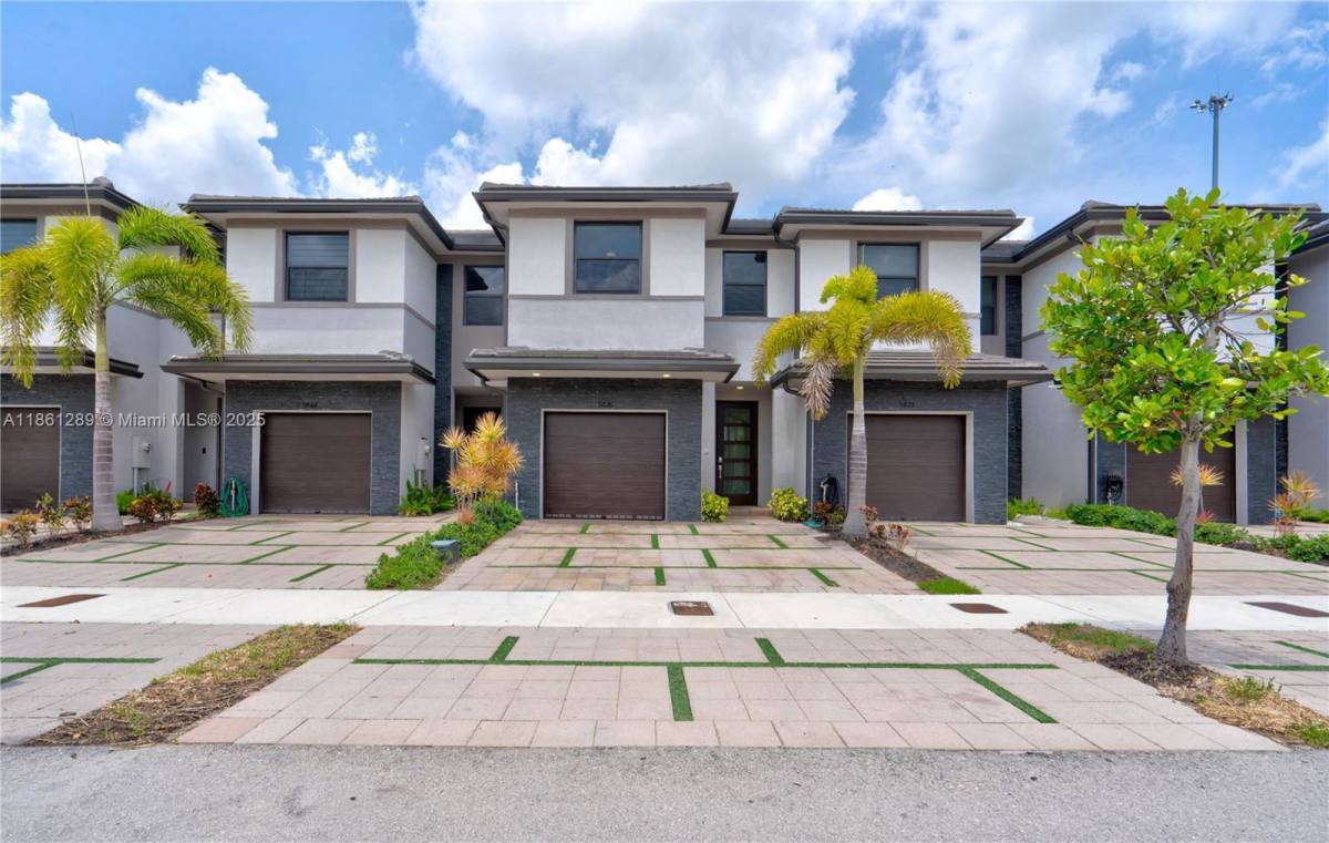 House for rent at 15826 NW 91st Court, Hialeah, FL 33018