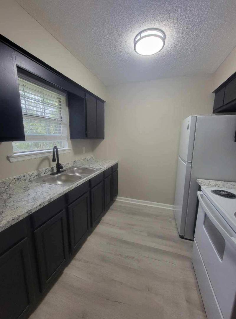 Apartment for rent at 108 Brooks Blvd #F06, Fort Valley, GA 31030