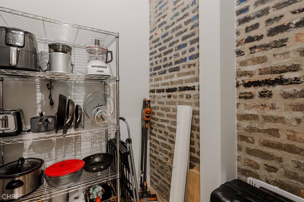 Apartment for rent at 729 N Sangamon, Chicago, IL 60642