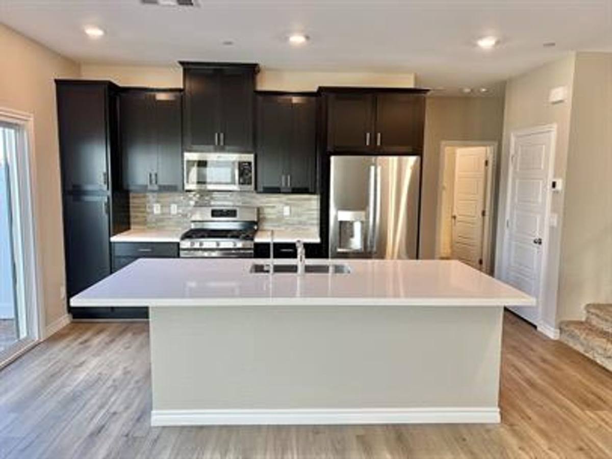 Townhouse for rent at 206 Callen Falls Ave, Henderson, NV 89011