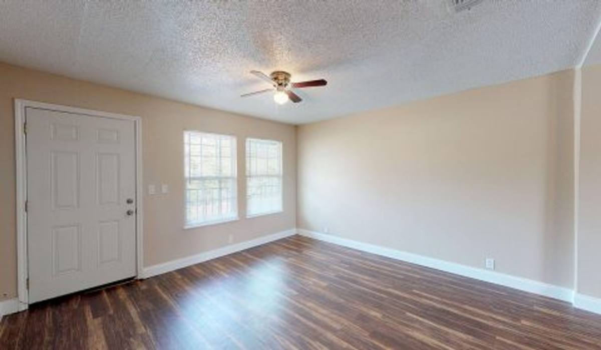 Apartment for rent at 149 Michael Ave, Buffalo, TX 75831