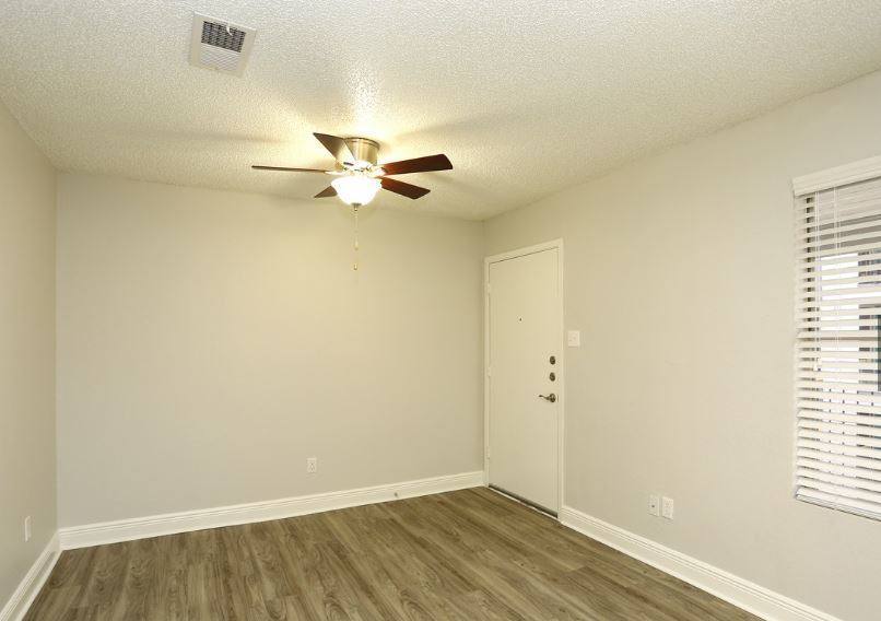 Apartment for rent at 2101 W Anderson Lane, Austin, TX 78757