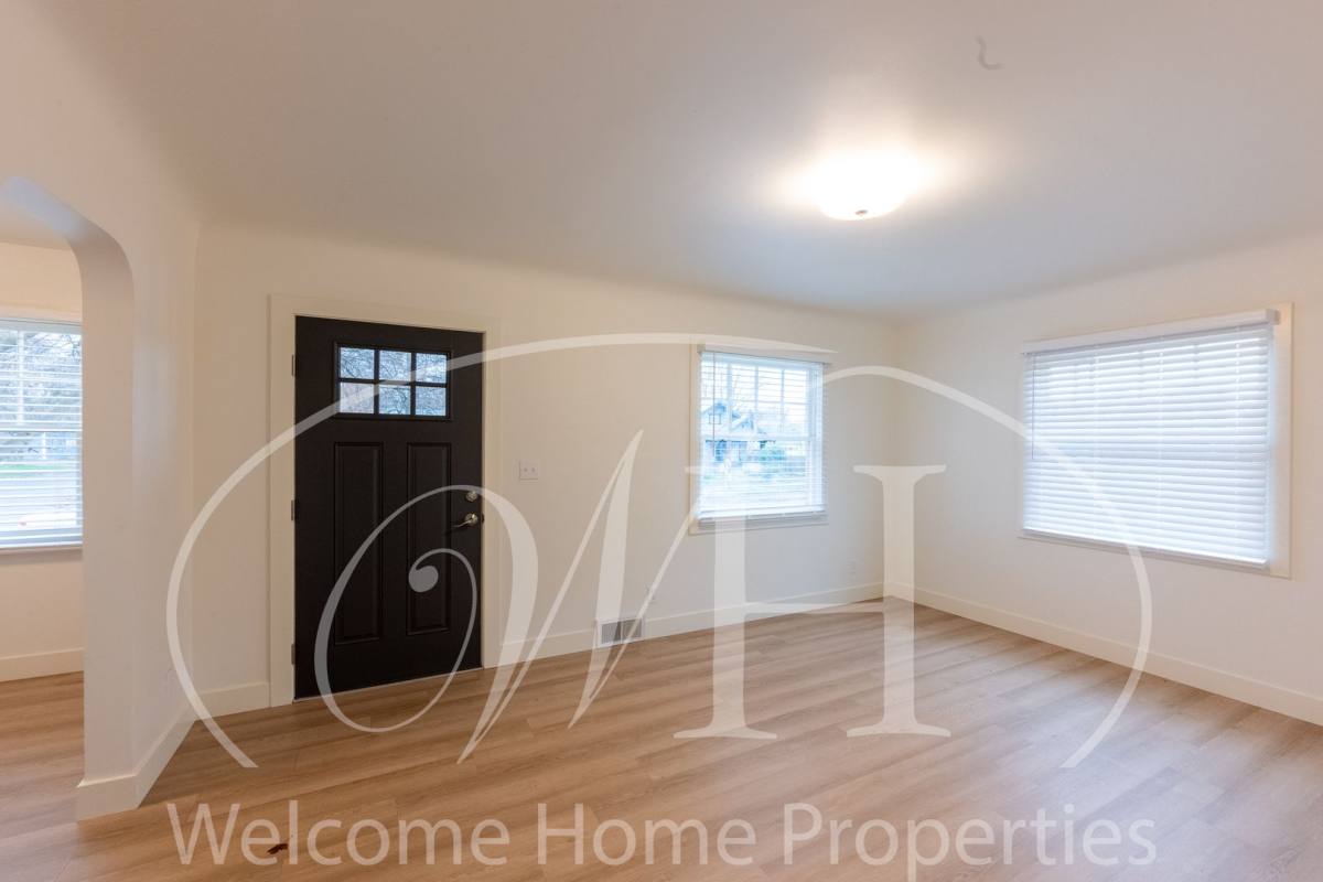 Apartment for rent at 427 E Pine St, Walla Walla, WA 99362