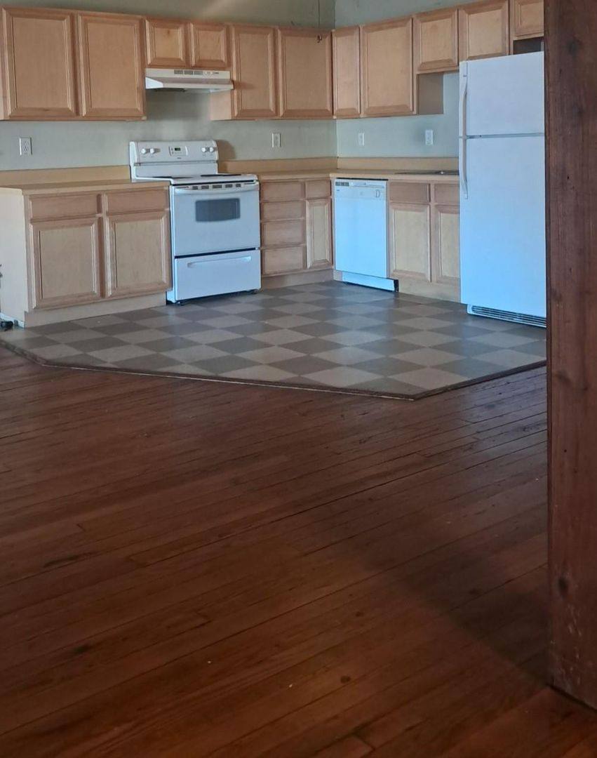 115 & 218 Washington Ave, Weldon, NC 27890 - Apartment for Rent - Image 5
