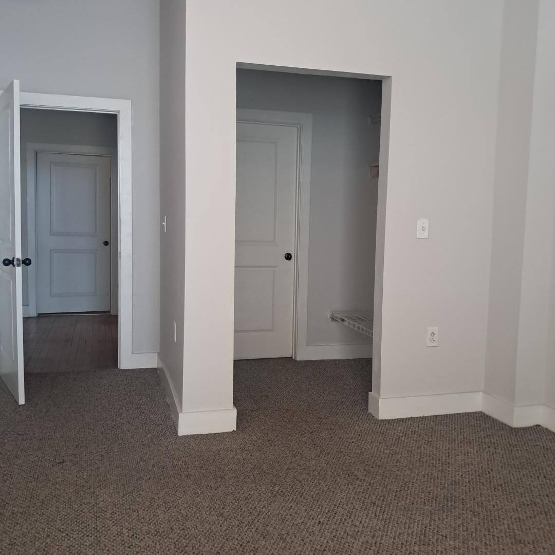 115 & 218 Washington Ave, Weldon, NC 27890 - Apartment for Rent - Image 2