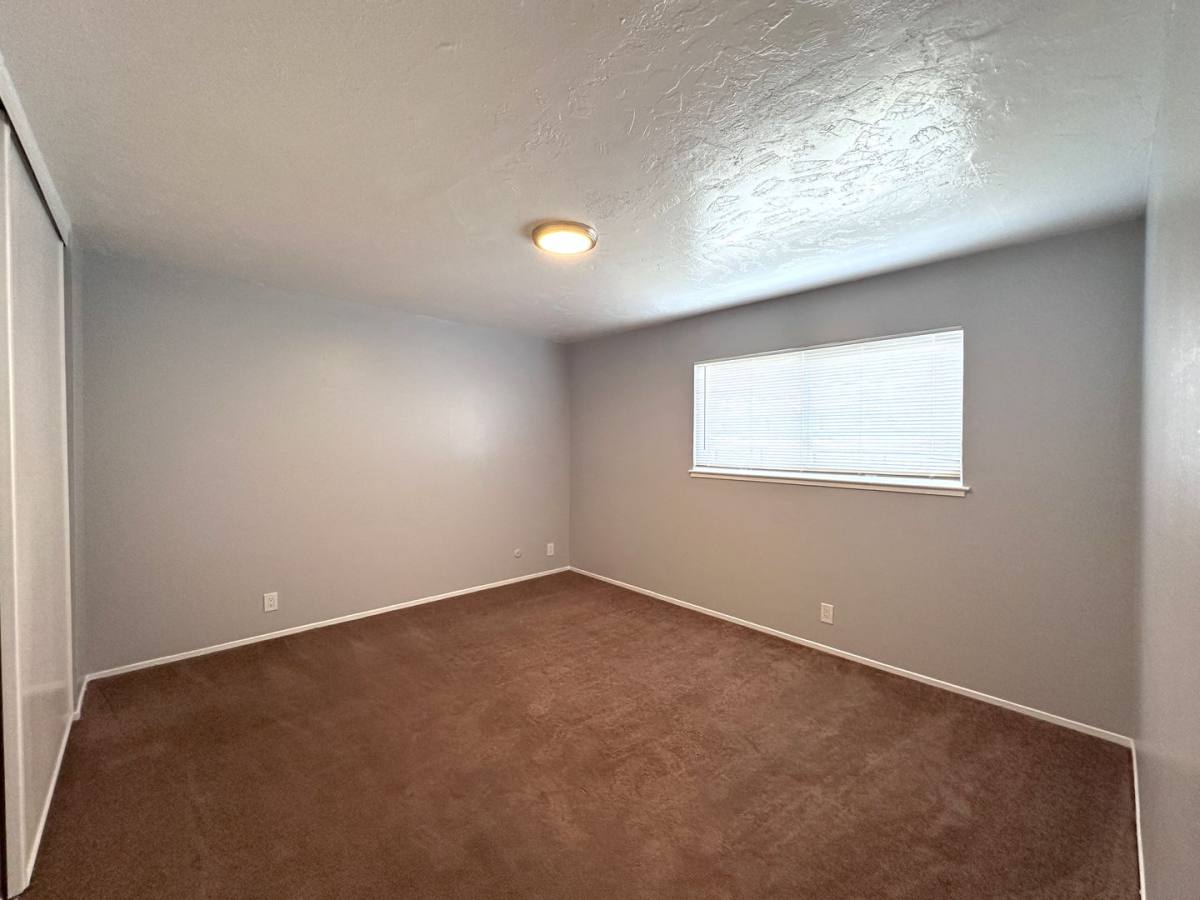 Apartment for rent at 3806 39th Ave, Oakland, CA 94619