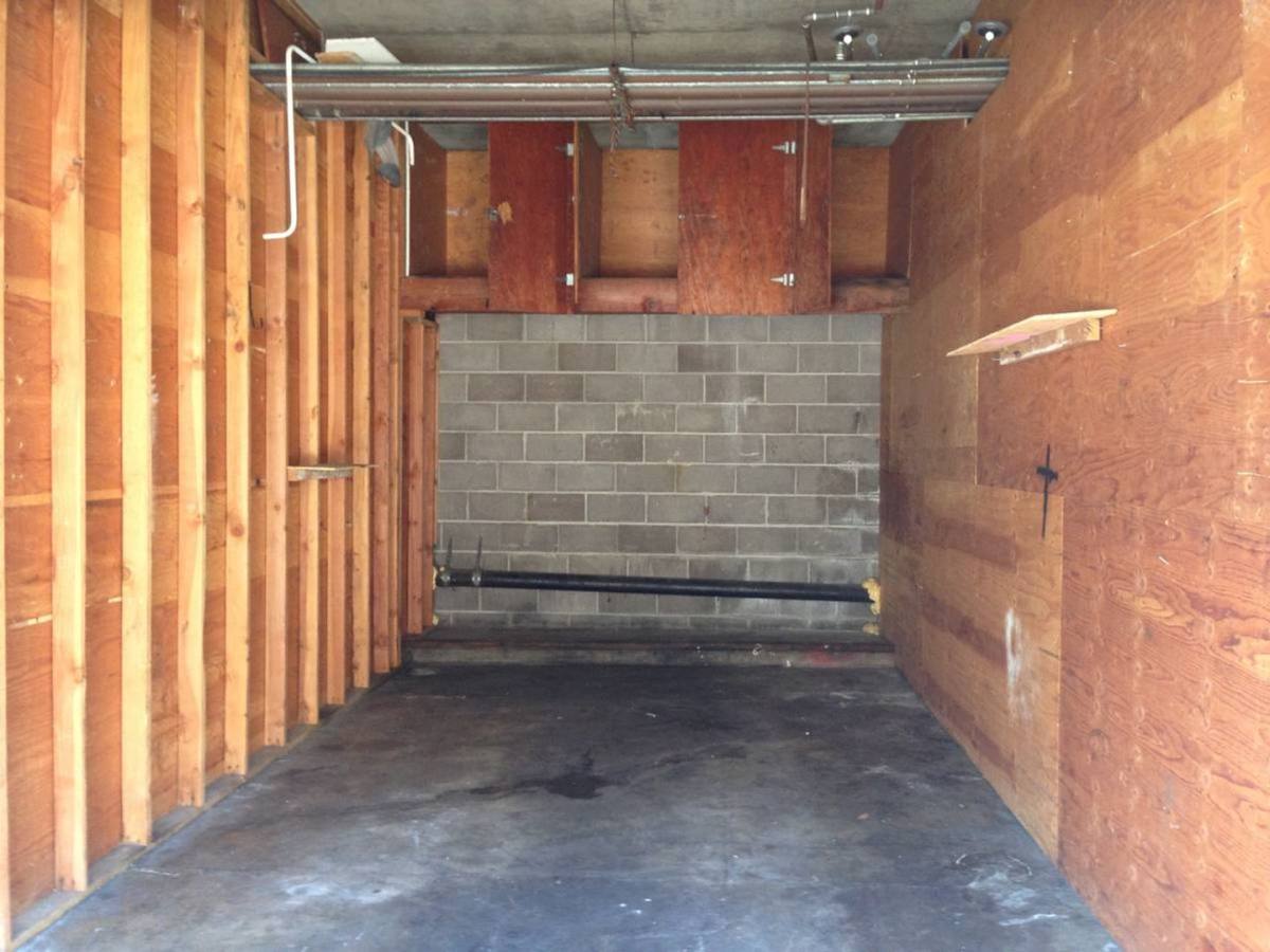 Apartment for rent at 3806 39th Ave, Oakland, CA 94619