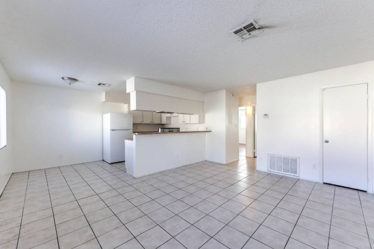 Apartment for rent at 3109 N Walnut Rd, Las Vegas, NV 89115
