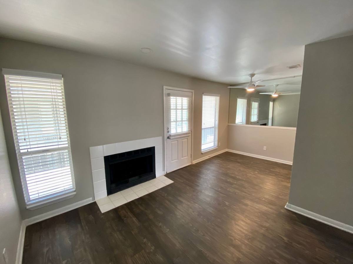 Apartment for rent at 4502 Gaston Ave, Dallas, TX 75246