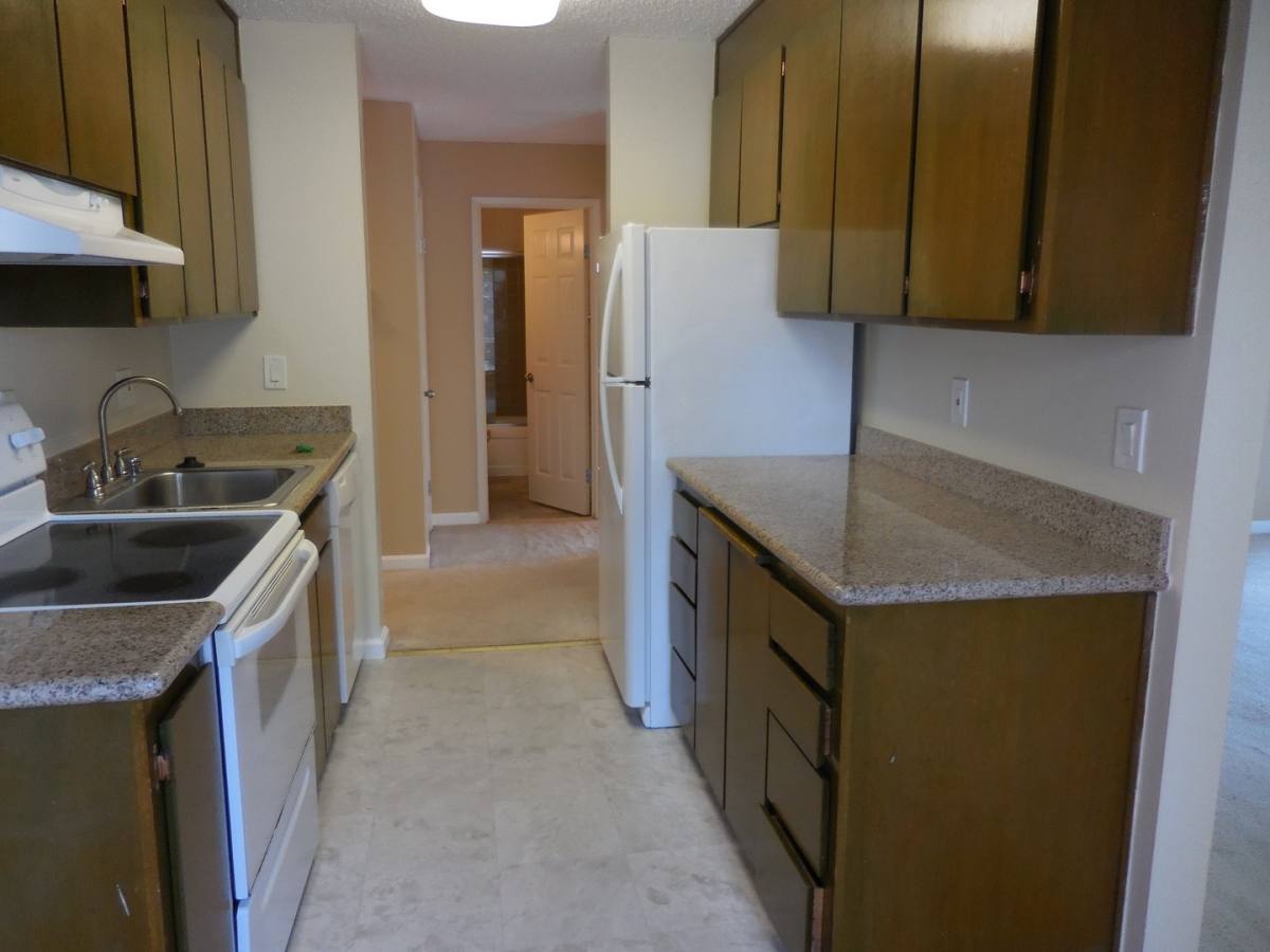 Apartment for rent at 3300 Kempton Ave, Oakland, CA 94611