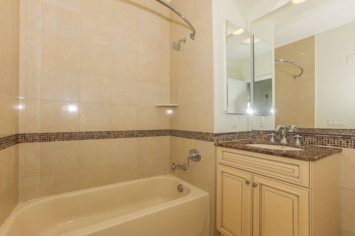 Apartment for rent at 360 Old River Rd, Edgewater, NJ 07020