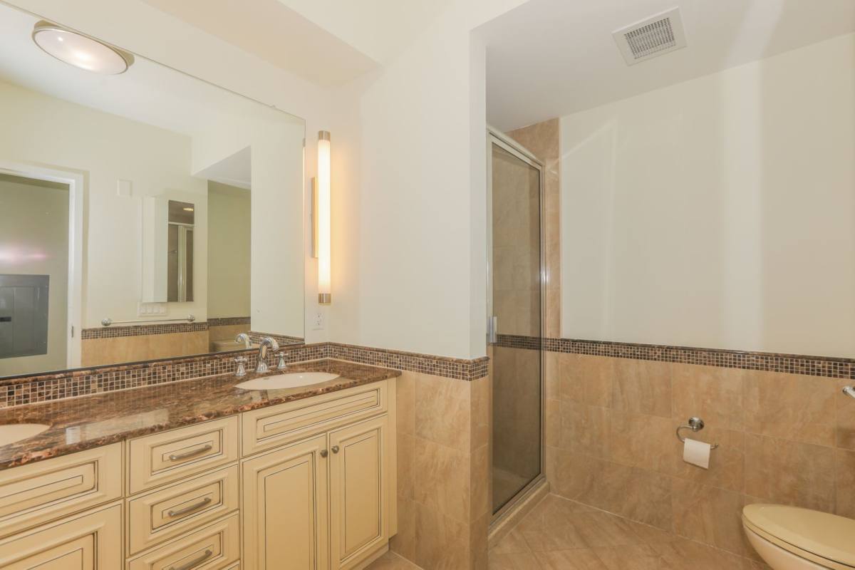 Apartment for rent at 360 Old River Rd, Edgewater, NJ 07020