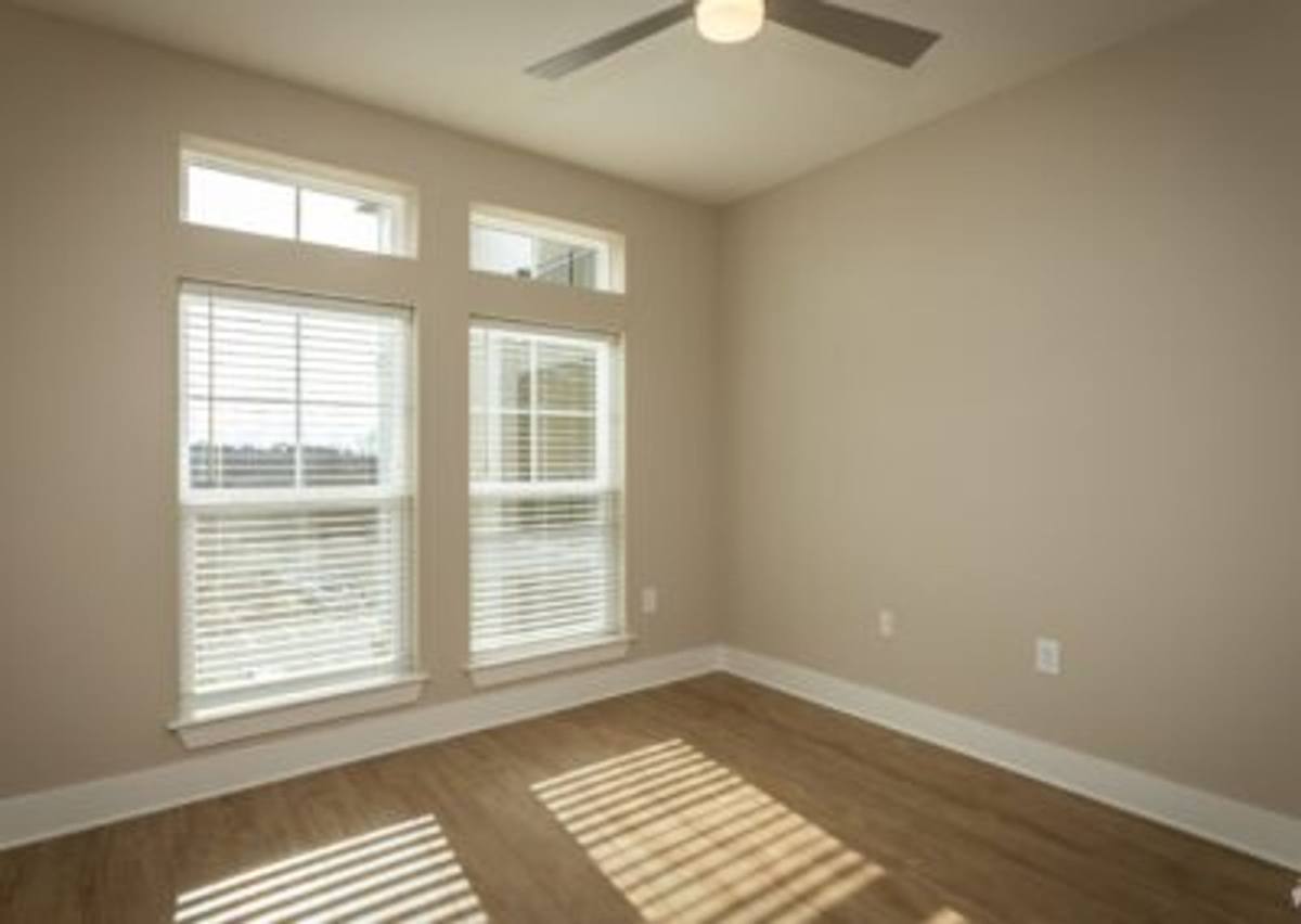Apartment for rent at 222 S Main St, Mooresville, NC 28115