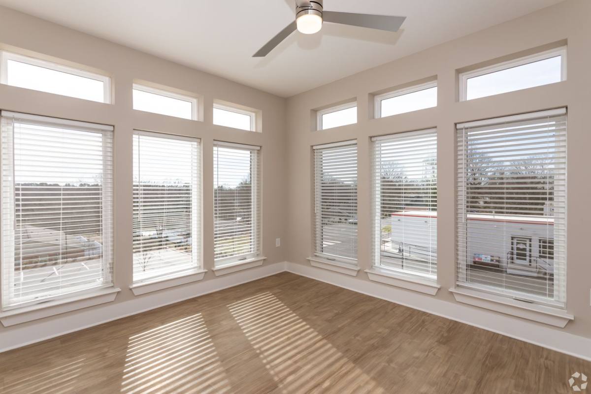 Apartment for rent at 222 S Main St, Mooresville, NC 28115