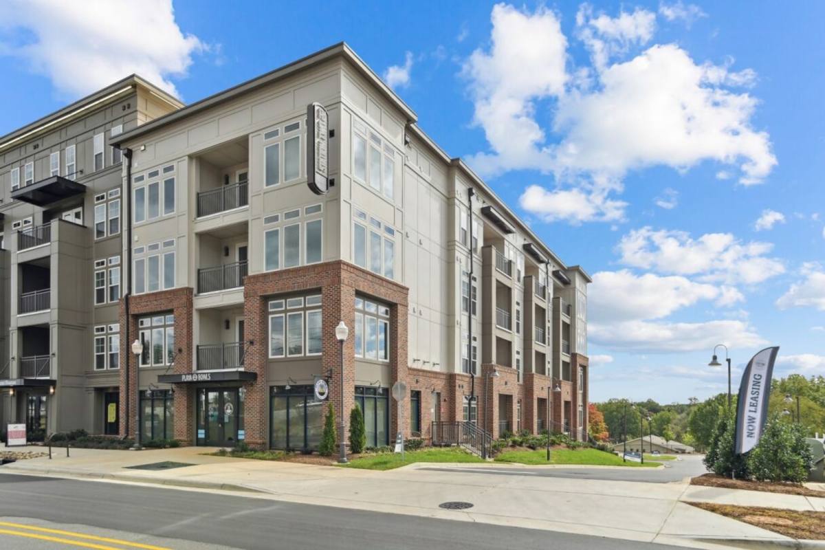 Apartment for rent at 222 S Main St, Mooresville, NC 28115