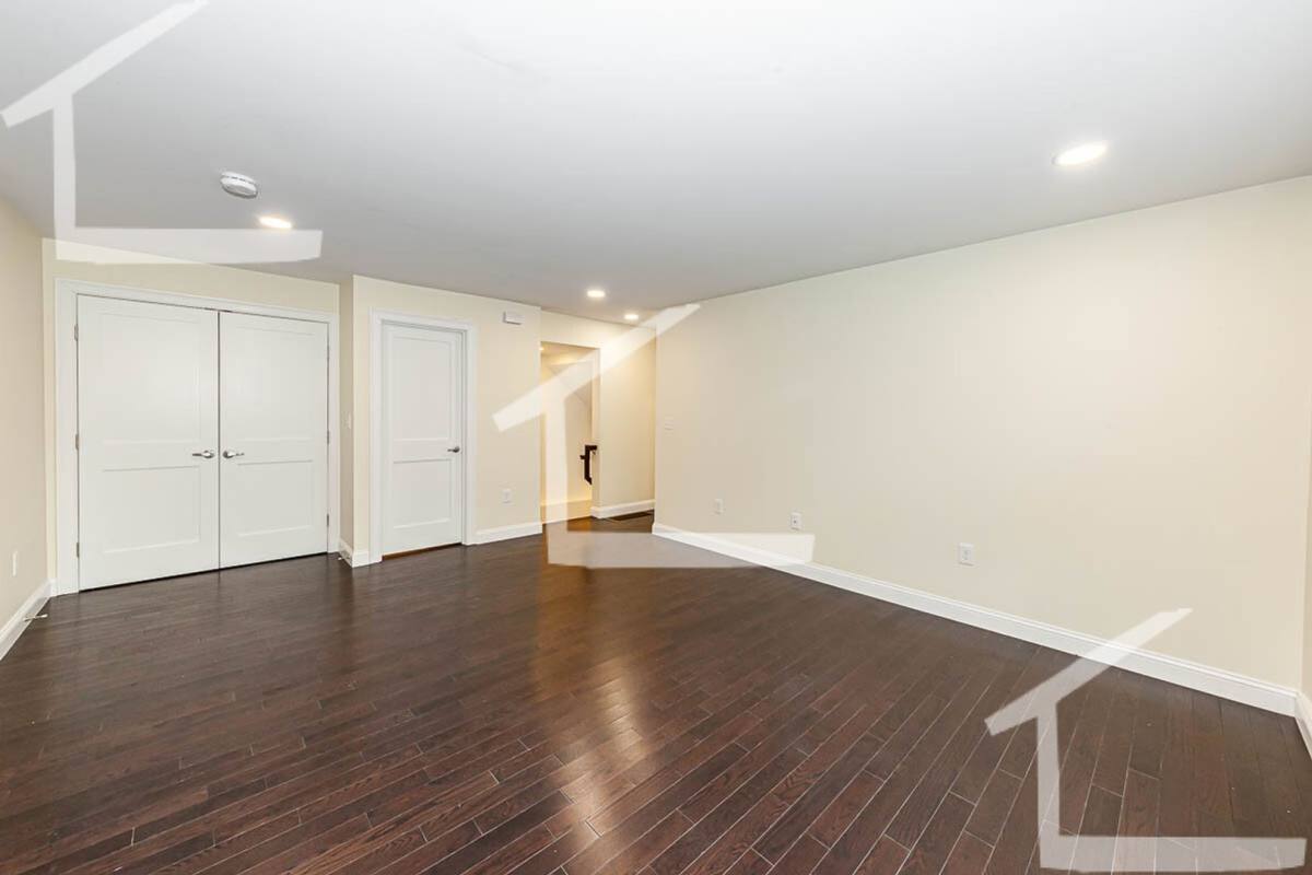 Apartment for rent at 20 Albion St #1A, Medford, MA 02155