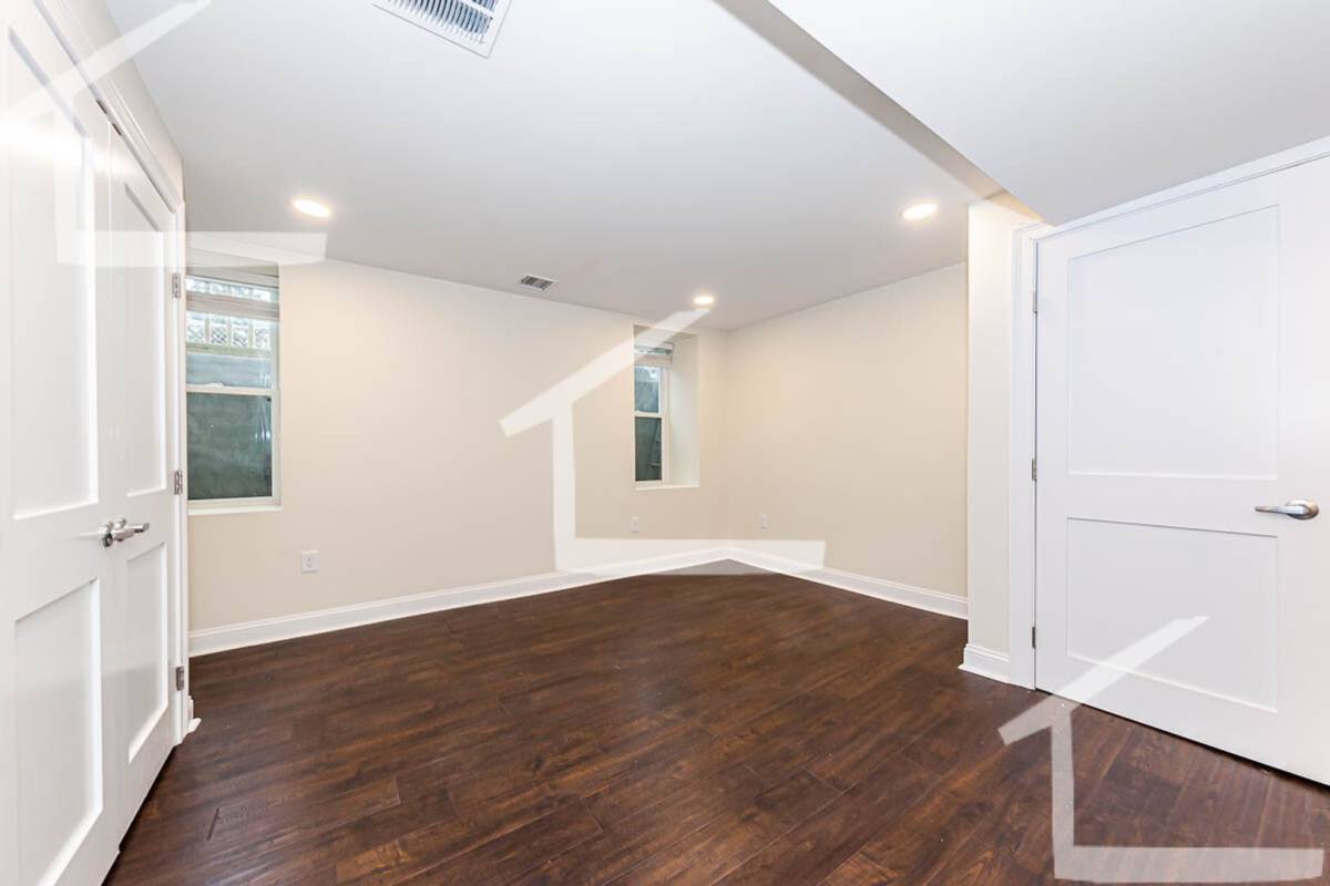 Apartment for rent at 20 Albion St #1A, Medford, MA 02155
