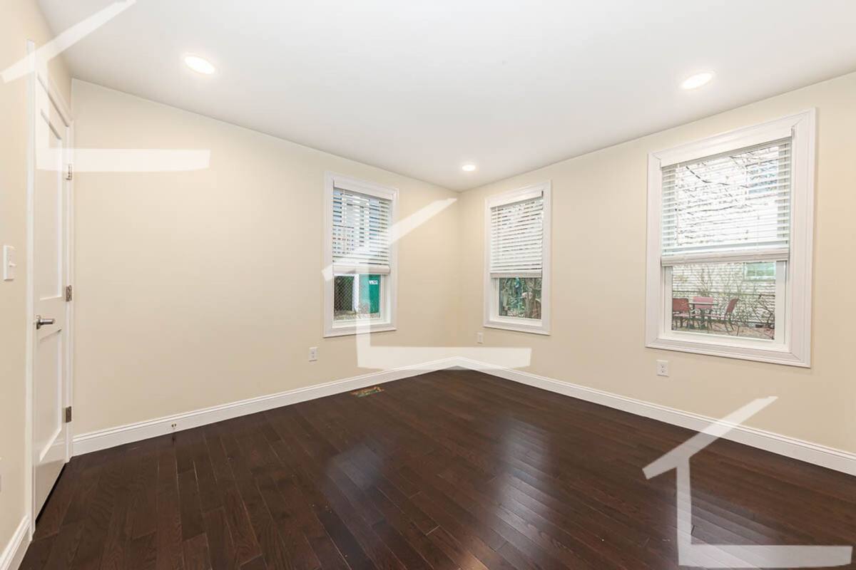 Apartment for rent at 20 Albion St #1A, Medford, MA 02155