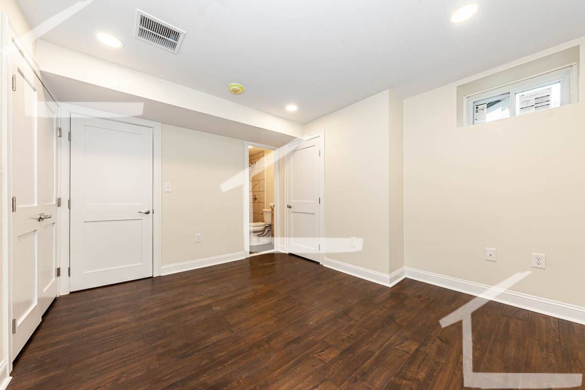 Apartment for rent at 20 Albion St #1A, Medford, MA 02155
