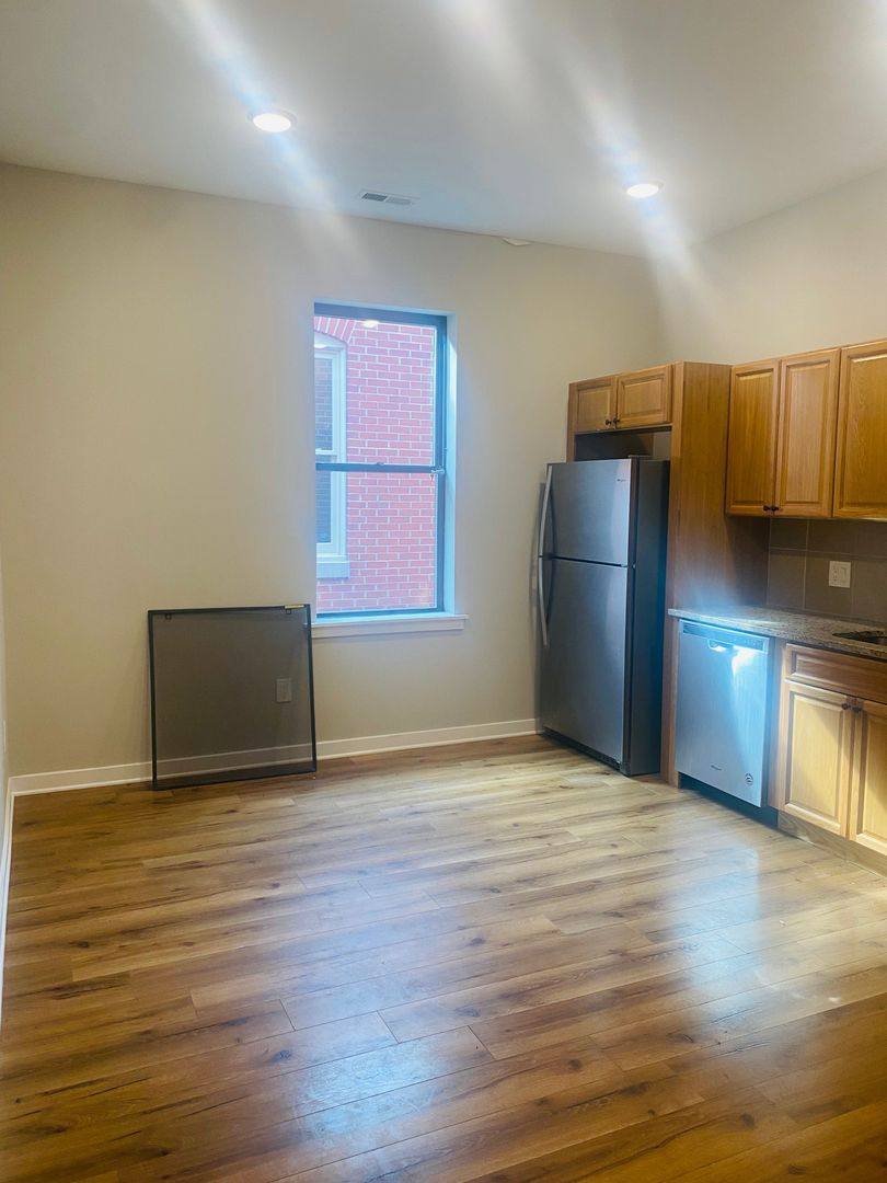Apartment for rent at 1827 W Diamond St, Philadelphia, PA 19121