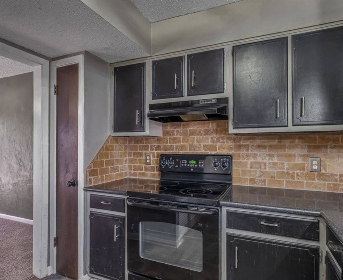 Condo for rent at 775 Highland Square Dr, Shreveport, LA 71107