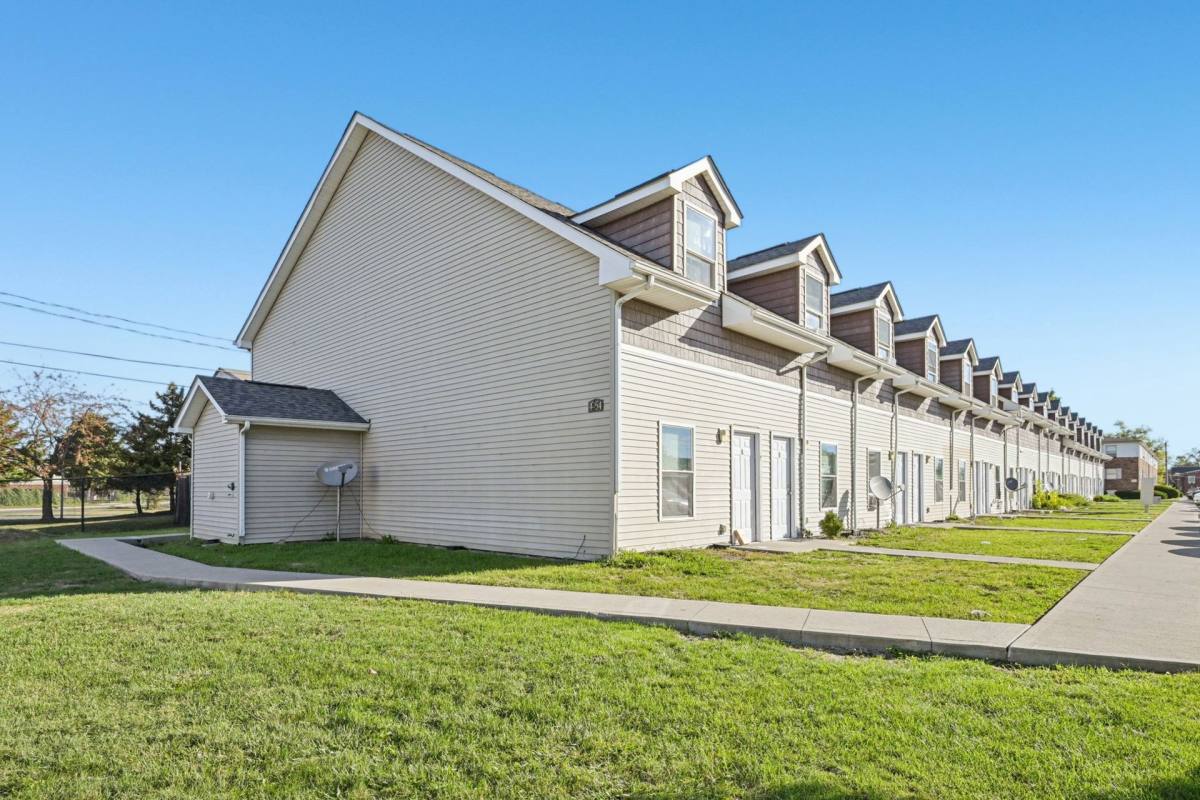 Townhouse for rent at 4646 Tamarack Blvd, Columbus, OH 43229