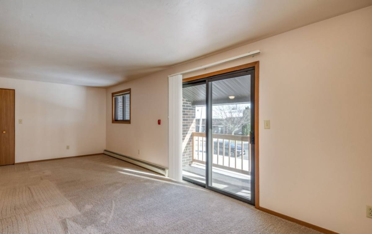 Apartment for rent at 495 Glenbrook Dr, Pulaski, WI 54162