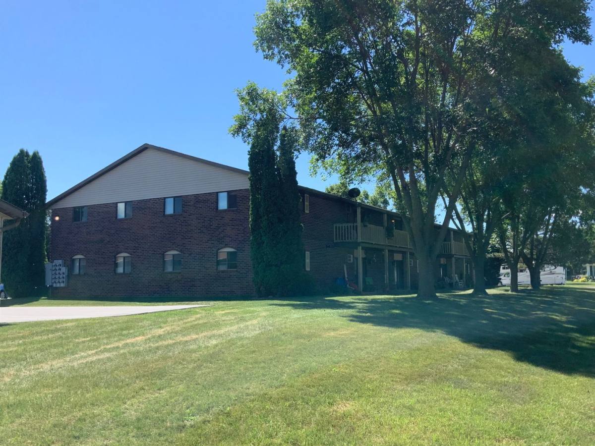 Apartment for rent at 495 Glenbrook Dr, Pulaski, WI 54162