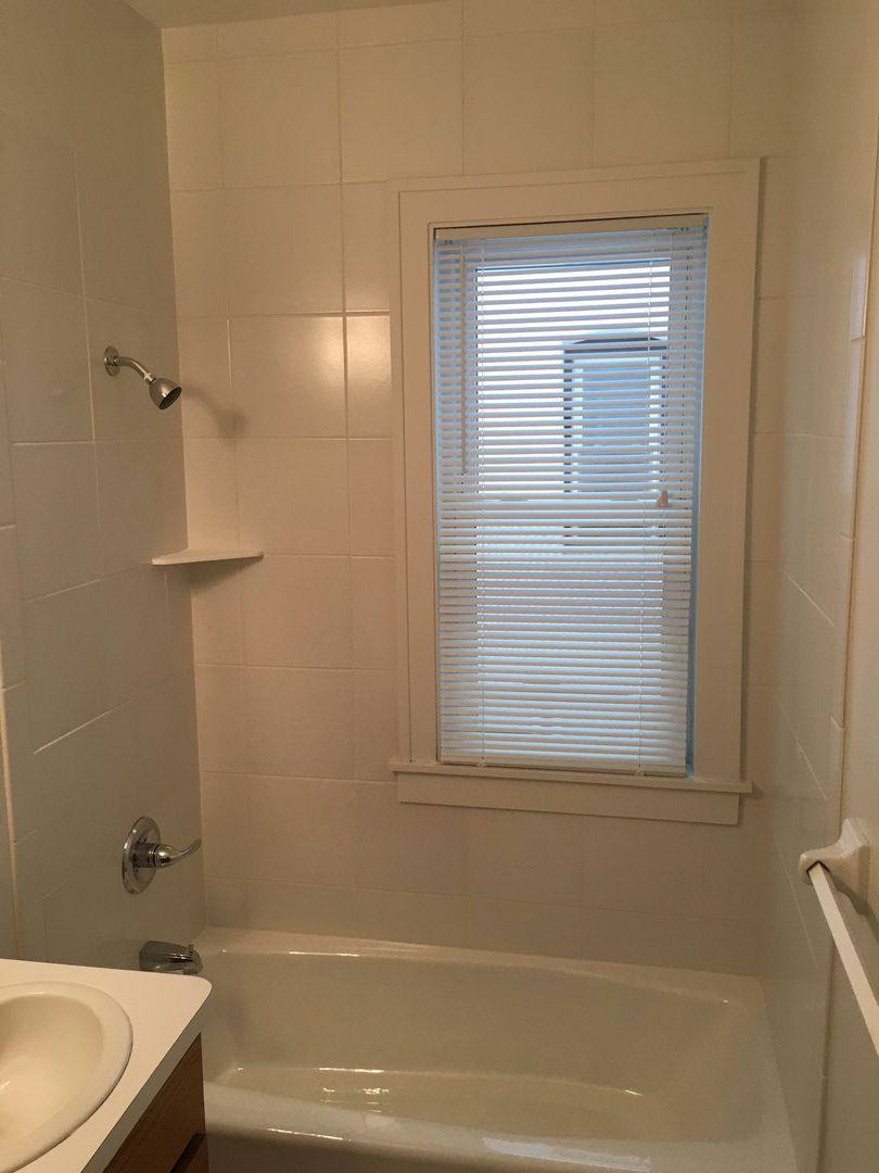 Apartment for rent at 2315 Irving Ave S, Minneapolis, MN 55405