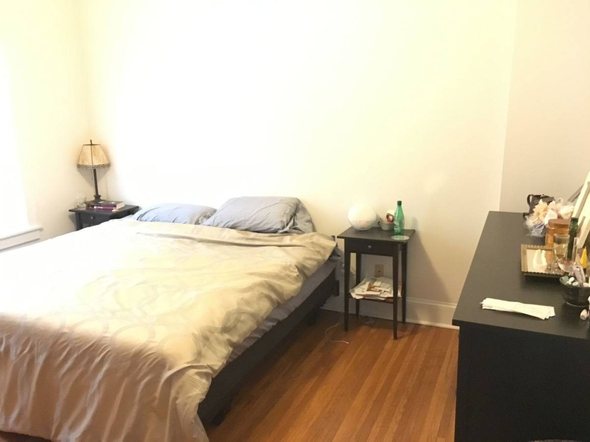 Apartment for rent at 2315 Irving Ave S, Minneapolis, MN 55405