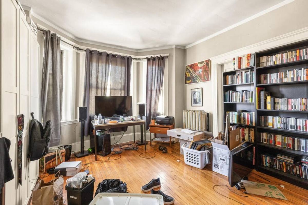 Apartment for rent at 28 Glenville #8, Allston, MA 02134