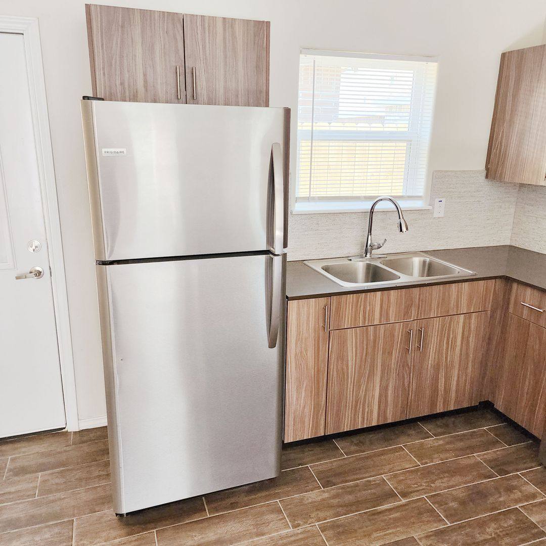 Apartment for rent at 1601 Cortlandt St, Edinburg, TX 78541