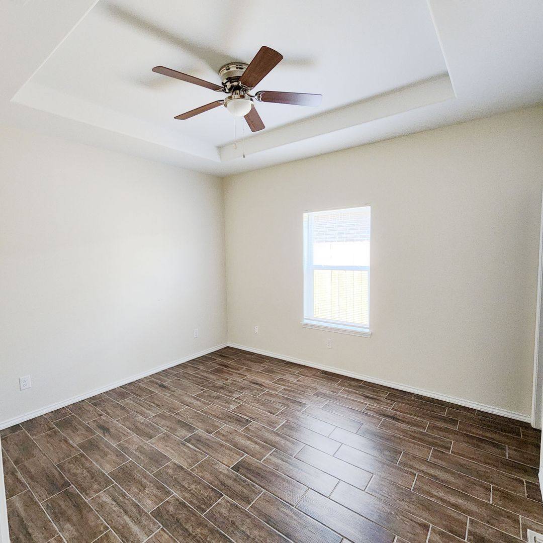Apartment for rent at 1601 Cortlandt St, Edinburg, TX 78541