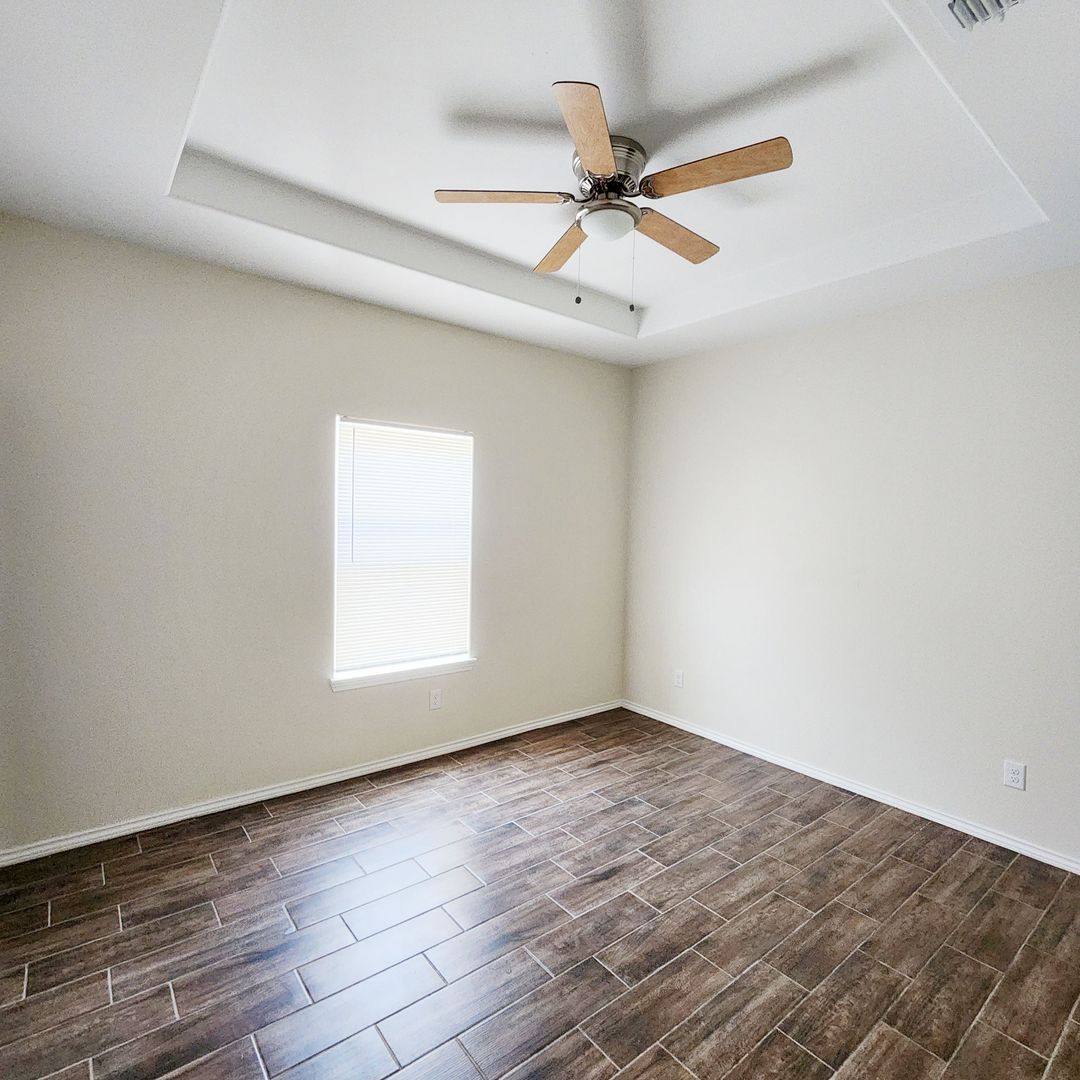 Apartment for rent at 1601 Cortlandt St, Edinburg, TX 78541