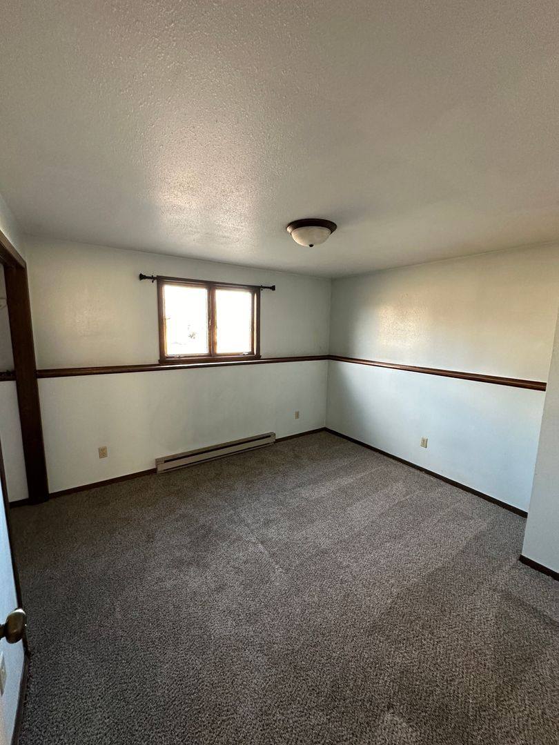 Apartment for rent at 411 11th Ave W, Lisbon, ND 58054
