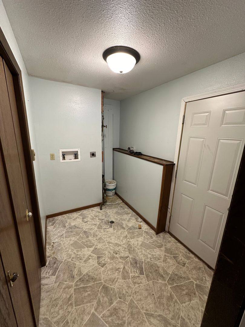 Apartment for rent at 411 11th Ave W, Lisbon, ND 58054
