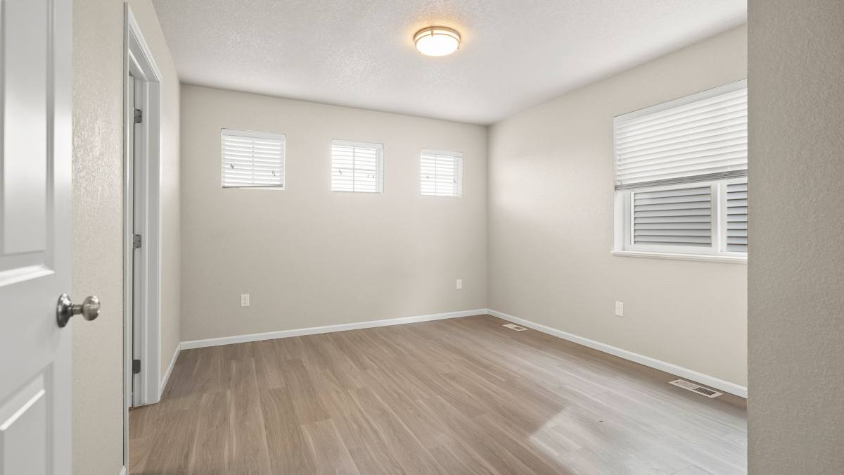 Townhouse for rent at 105-187 Harvey Dr, Waterloo, IA 50701