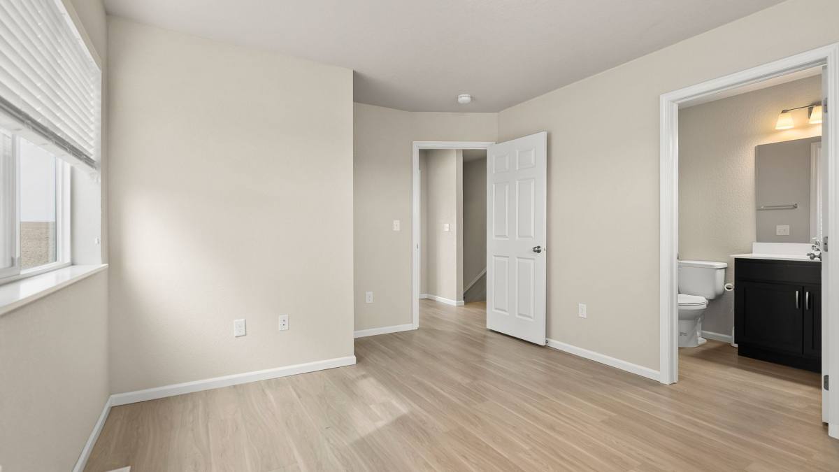Townhouse for rent at 105-187 Harvey Dr, Waterloo, IA 50701