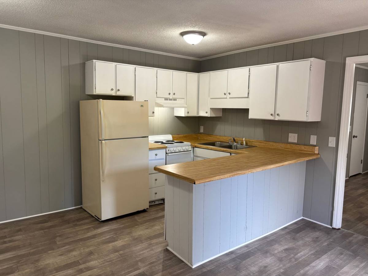 Apartment for rent at 576 Tate St, Ramseur, NC 27316